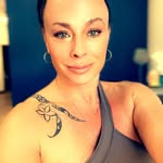 Holly Bridges - @hollybridges73 - Instagram
