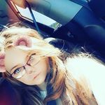 Holly Britton - @holly_elizabeth_hi - Instagram