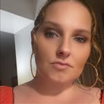 Holly Burt - @hollym5782 - Instagram