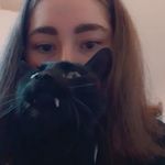 Holly Cameron - @holly_cam.21 - Instagram