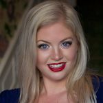 Holly Cameron - @hollycameronrealestatediva - Instagram
