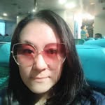 Holly Chan - @graysky0528 - Instagram