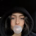 Holly 🖤🐬 - @hollycloudo - Instagram