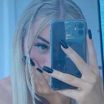 @holly.coates_ - Instagram