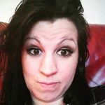 Holly Coates - @hoza19685 - Instagram