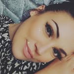 Holly Coates - @6madmama - Instagram