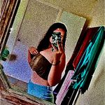 @hollycorey2021 - Instagram