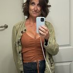Holly Cornish - @bestpoolplaya - Instagram