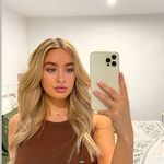 holly - @hollycostello111 - Instagram
