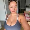 Holly Sara costello - @sarahhelened - TikTok