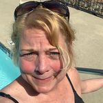 Holly Crisp - @crisp8517 - Instagram