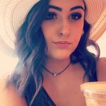 @holly.crouse223 - Instagram