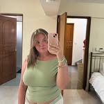 @holly.devine - Instagram