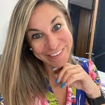Holly Devine - @hollydevine52 - Instagram