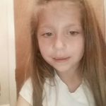 Holly dickens - @hollyrosedicks124 - Instagram