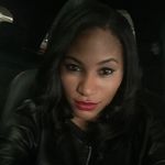 Holly Dotson - @hollee_would - Instagram