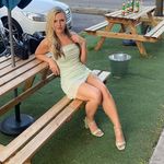 Holly Dutton - @hollyduttonx - Instagram