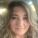 Holly Eckhart - @holls2222 - Instagram