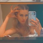 Holly Elysa - @hollyelysa - Instagram