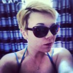 Holly Emery - @niceasapplepie - Instagram