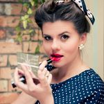 Holly Epstein - @utsetsti - Instagram