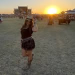 Holly Esterly - @hollyesterly - Instagram