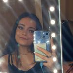 holly - @_hollyewing - Instagram