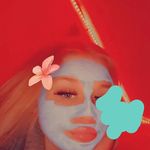 Holly Farrow - @holly.farrow.77 - Instagram