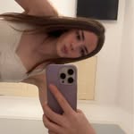 hollyfew - @hollyfeww - Instagram
