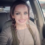Holly Fields - @hollyfields84 - Instagram