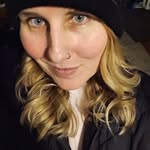 Holly Franks - @hfranks84 - Instagram