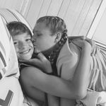 Holly Patterson Goetz - @sunlvr0406 - Instagram