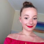 Holly Gorman - @makeup_by_hollyg - Instagram