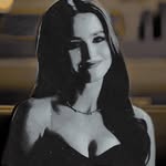 Holly Granger - @redhcroni - Instagram