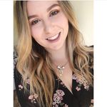 Holly Grubb - @holly_popnails - Instagram