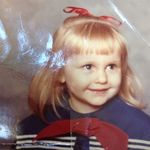 Holly Hammershoy - @hollyhammer - Instagram