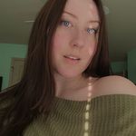 holly hoffman - @hollythehoff - Instagram