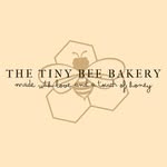 Hollie Klug - @thetinybeebakery - Instagram