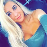 Holly kyle - @dorious65 - Instagram