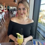 Holly Langdon - Facebook