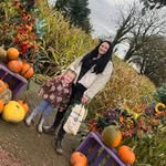 Holly Larkin - @holly_sophial - Instagram