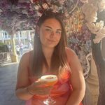 Holly Laws - @holly__laws - Instagram