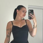 holly ! 👩🏻‍⚕️🩺 - @holly.lynn - Instagram