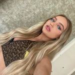 @hollymansfield_ - Instagram