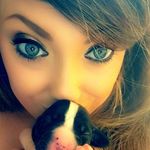 Holly McGill - @hollymcgill46 - Instagram