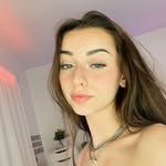 Holly 💜 - @hollymendesx - Instagram
