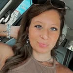 Holly Hamilton - @hollymichelle.1 - Instagram