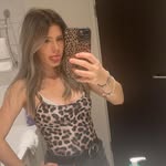 Holly Mickle - @hollymicklex - Instagram