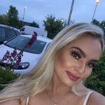 Holly Millar - @misshollymillar - Instagram