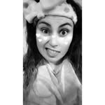 Holly Moir - @holly_moir - Instagram